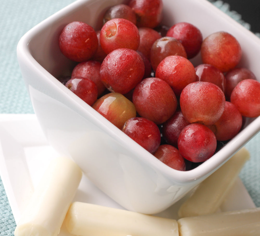 Holiday Grapes w/ String Cheese