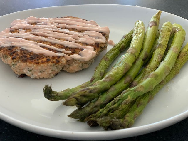 Salmon Patty w/ Sriracha Sauce & Garlic Asparagus